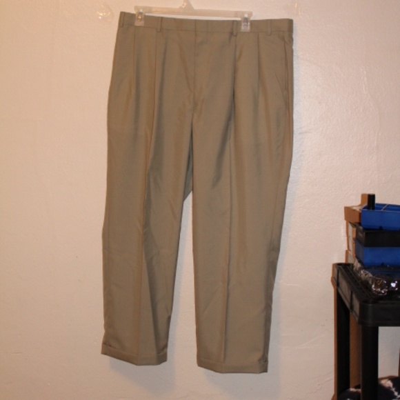 Irvine Park Dress Pants Size 42M NWT - Picture 1 of 5